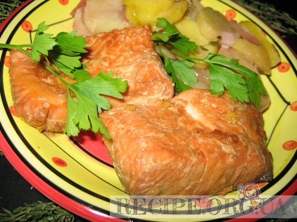 Рецепт Филе лосося в медово-соевом соусе с фото