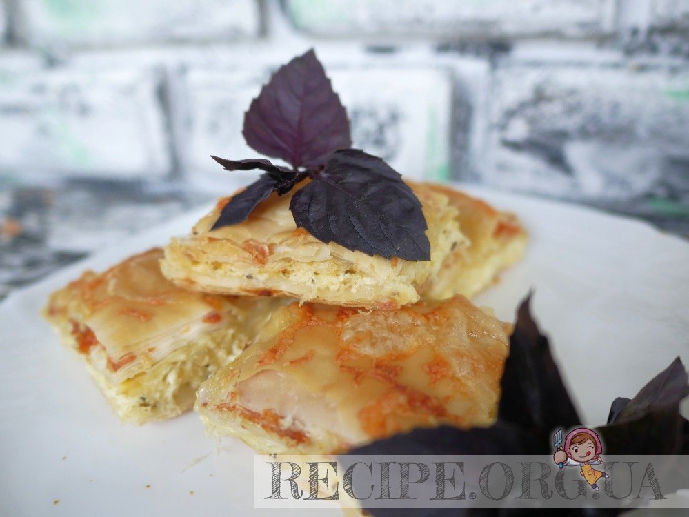 Рецепт Закуска из теста «Фило» с сырно-творожной солёной начинкой с фото