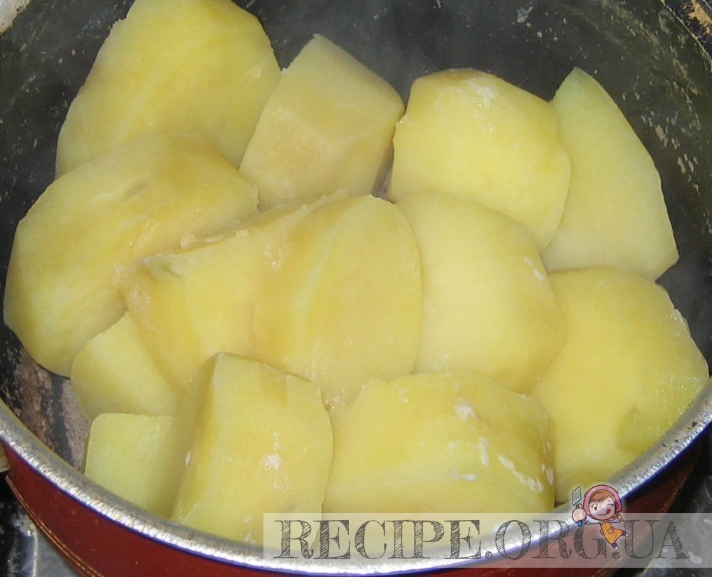 отвариваем картофиль