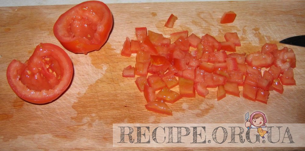 нарезать томаты