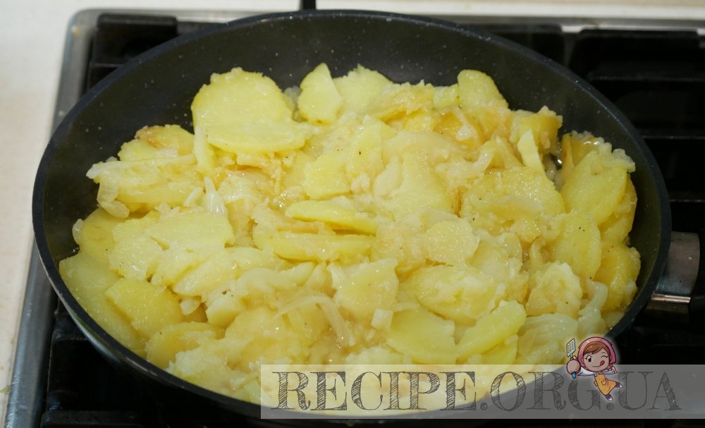 Утрамбовываем картофель