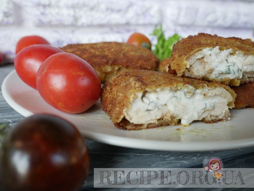 Рецепт Куриные отбивные на сковороде с сыром Фета с фото