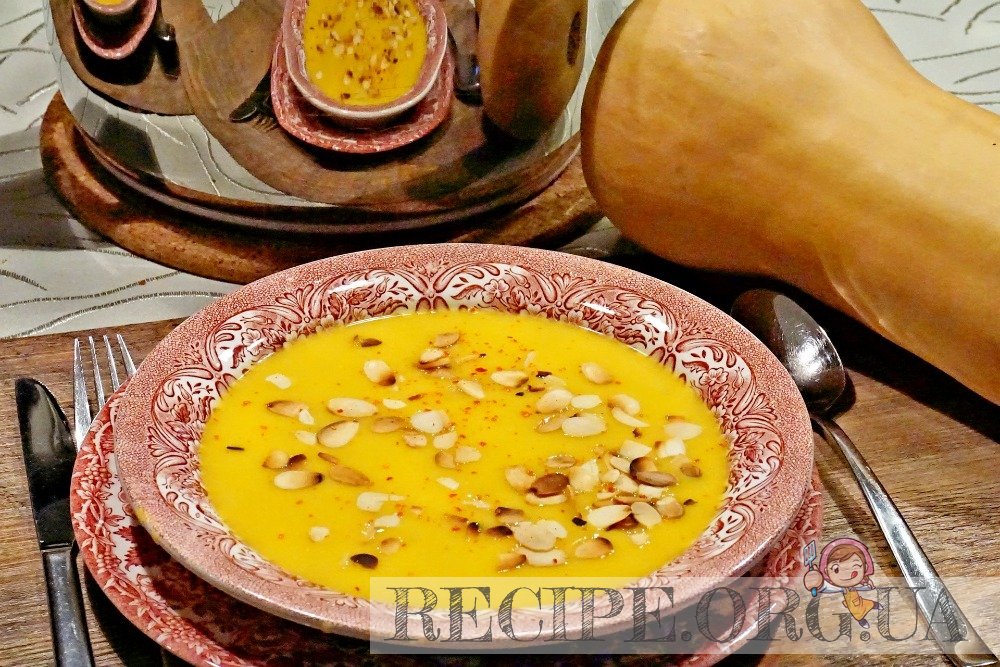 Рецепт Тыквенный крем-суп с ароматными специями с фото