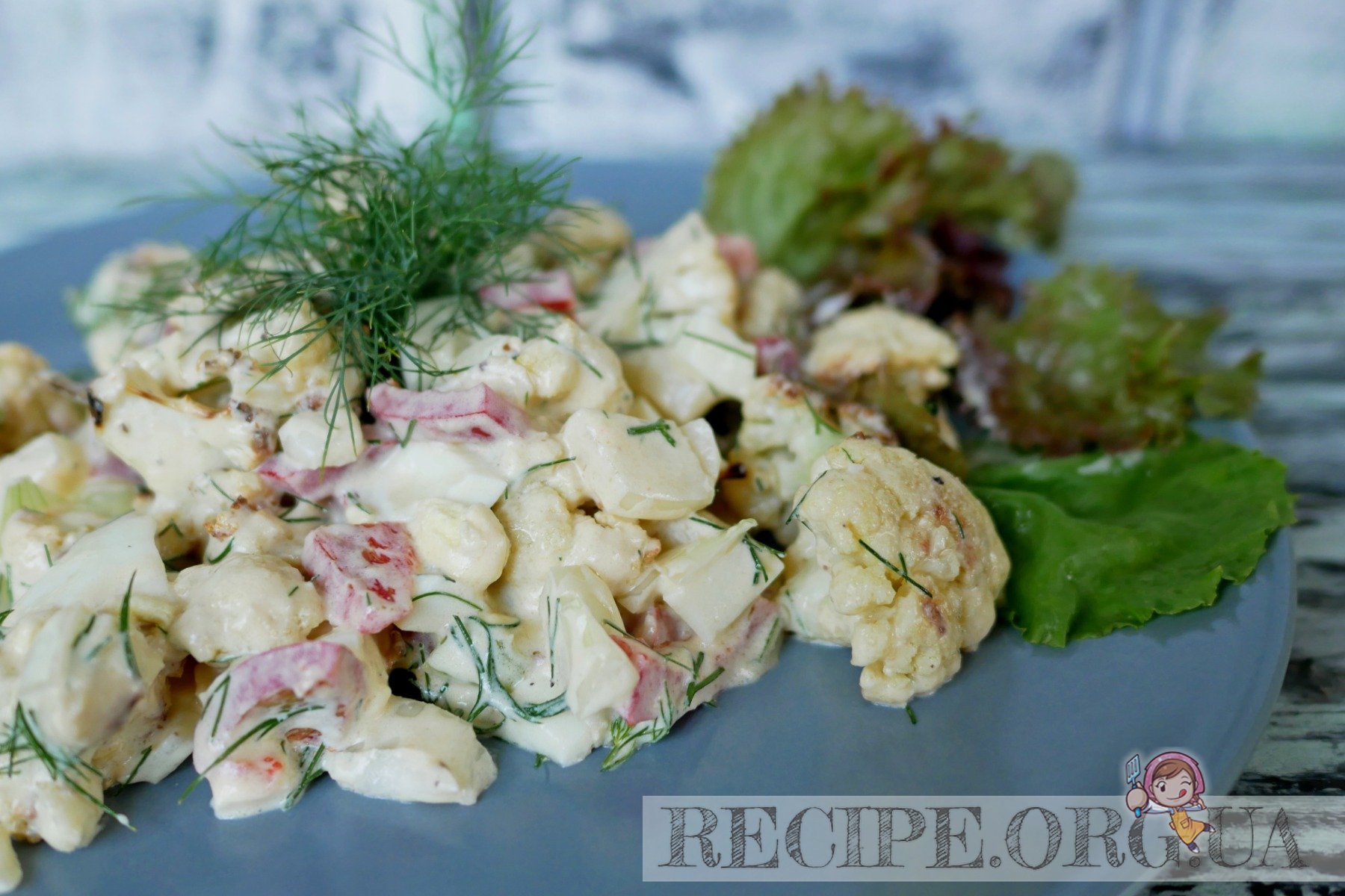 Рецепт Салат из цветной капусты со сметаной с фото