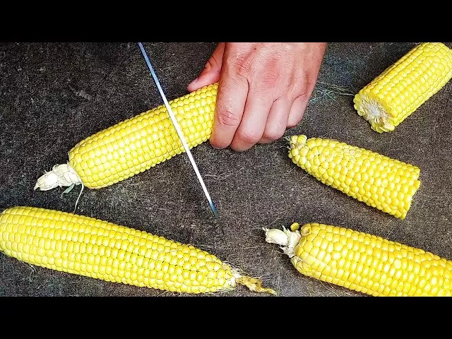 Нежная кукуруза в духовке