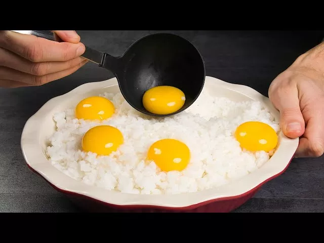 Ароматный рис с яйцом и беконом и Шаурма с омлетом